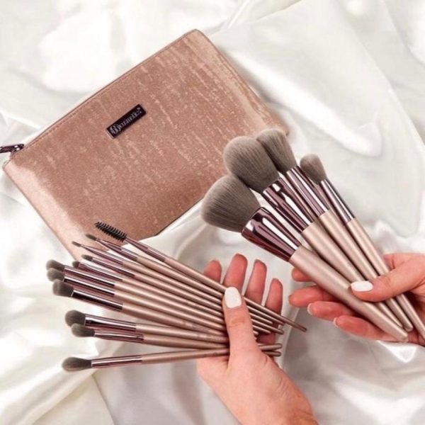 BH Cosmetics Lavish Elegance – 15 Piece Brush Set with Cosmetic Bag